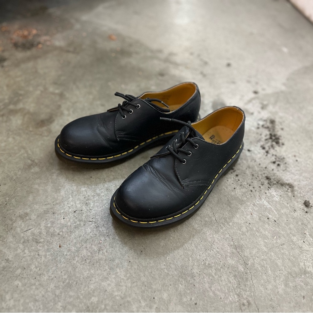 Dr. Martens Black Smooth Leather 3-Eye Shoes - Picture 2 of 3